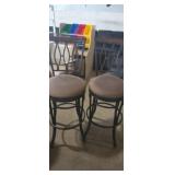 2 matching swivel Bar stools with backs