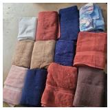 12 bath towels