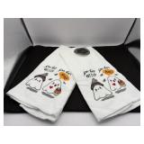 Set of kitchen towels Iï¿½m his witch. Iï¿½m her boo.