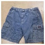 Wrangler sz 42 men