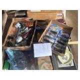 Mix of vintage toys, hot wheels, knives, &