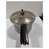 National Presto pressure cooker model C60 (