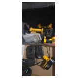 Dewalt 18v tool set with case charger and