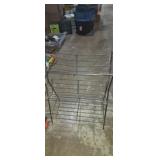 Metal wire shoe rack
