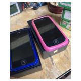 2 3G iPhone one box and accessories both phones