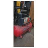 All trade air plus 2 gal air compressor
