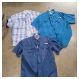 3 habit sz 2 medium and 1large shirts