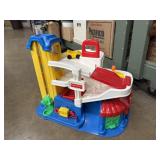 Fisher-Price Little People Action Ramps Garage