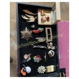 Mixed jewelry lot of fashion pins Trifari