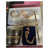 5 pieces mixed bracelets and watched