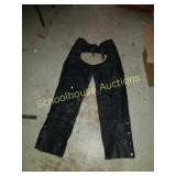 FMC size large leather chaps