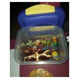 Group modern wind up toys