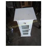 Little bathroom cabinet