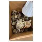 miscellaneous glasses, 2 teapots, & lamp