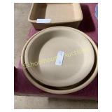 Pampered chef pie plate and tart pan
