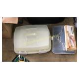 Cupcake & cake carriers plus electric knife to