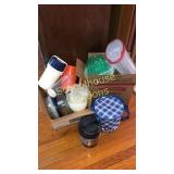 Travel container lot