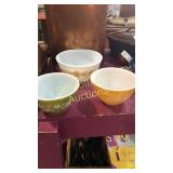 3 Pyrex mixing bowls. White is 402, yellow 401,