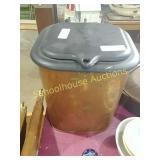 Dover stamping co. Cast lid & copper bottom &