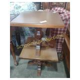 Pair of tell city end tables approx 18x18" & 15"