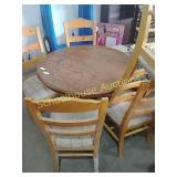 Ashley Table & 5 chairs (42" round)