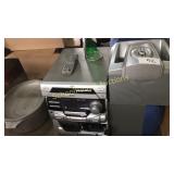 Jvc stereo 
2 speakers