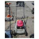 Self propelled mower