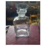 Indianapolis motor speedway decanter with lid