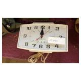 GE electric wall clock