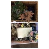 Nicnaks lanterns salt and pepper shakers