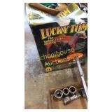 Lucky Tom talking turkey