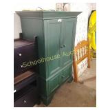 Nice cabinet 42x66"