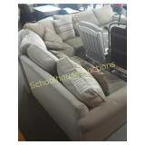 Nice 6/7 person sectional (no recline or