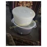 Large tupperware  and crockpot