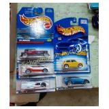 Hot Wheels x5 in box