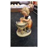 Hummel girl 5" tall "doll bath"