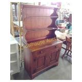 Cushman creation hutch approx 5.5 ft tall & 4.5ft