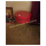 Pair awesome vintage stools