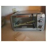 Black and decker toaster oven