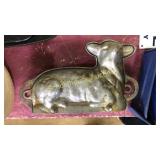 Metal cow mold