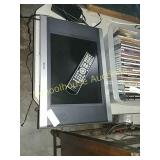 Toshiba 15" LCD tv. W/ remote(no stand)