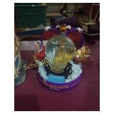 Darkwing duck snowglobe