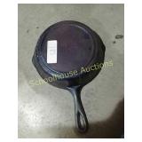 Small Cast iron skillet marked #5