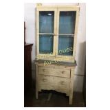 Old hutch, needs some TLC