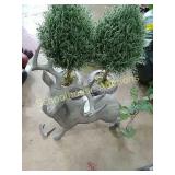 Yard decor * 2 mini trees & an injured deer