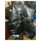 Biker vest
Size 6 x