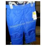 Swiss Tech snow pants
Size 4-5