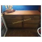 Long dresser with 6 drawers