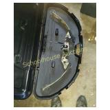 Fire flite 33 
Compound bow with case