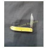 Medium Mother of Pearl pocket knife